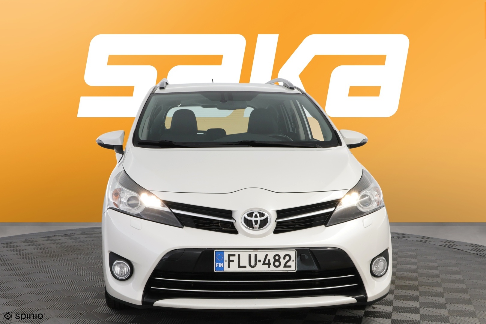 TOYOTA Verso 2015