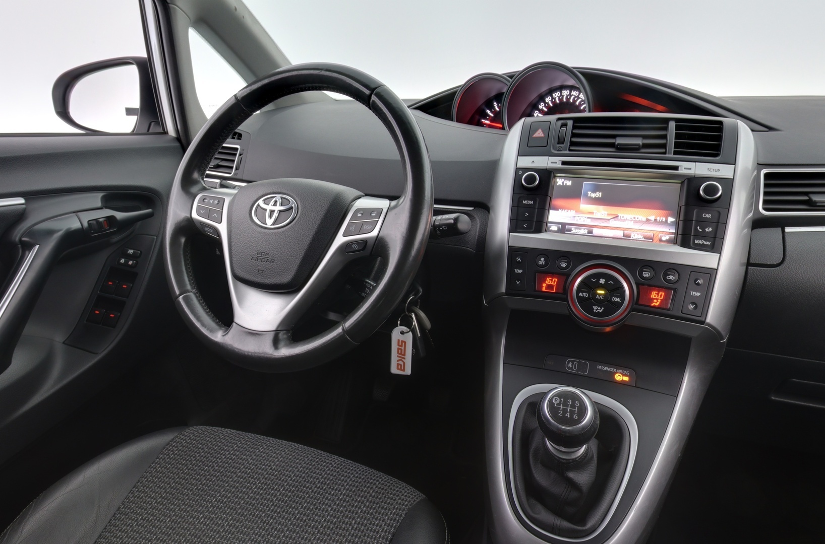 TOYOTA Verso 2015