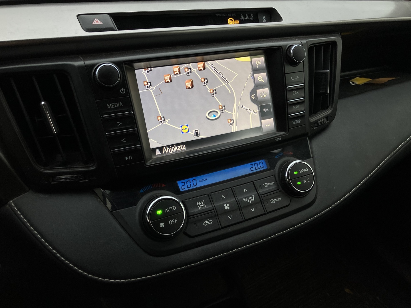 TOYOTA RAV4 2016