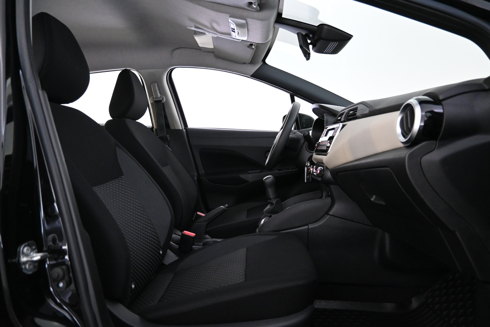 NISSAN Micra 2017