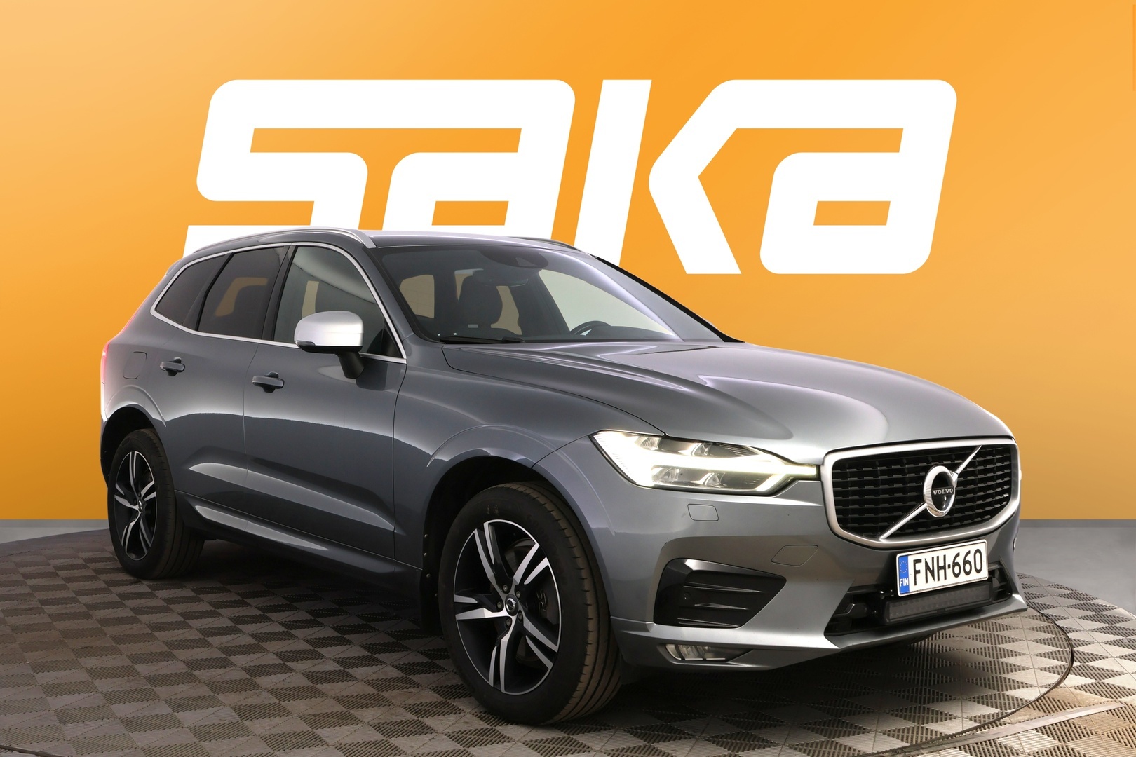 VOLVO XC60 2018
