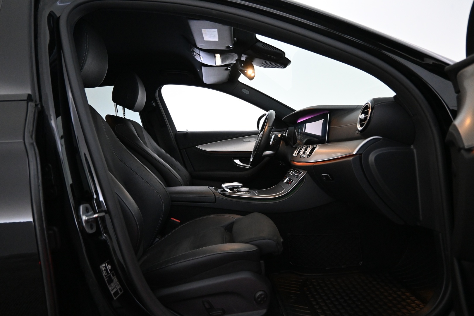 MERCEDES-BENZ E 2019