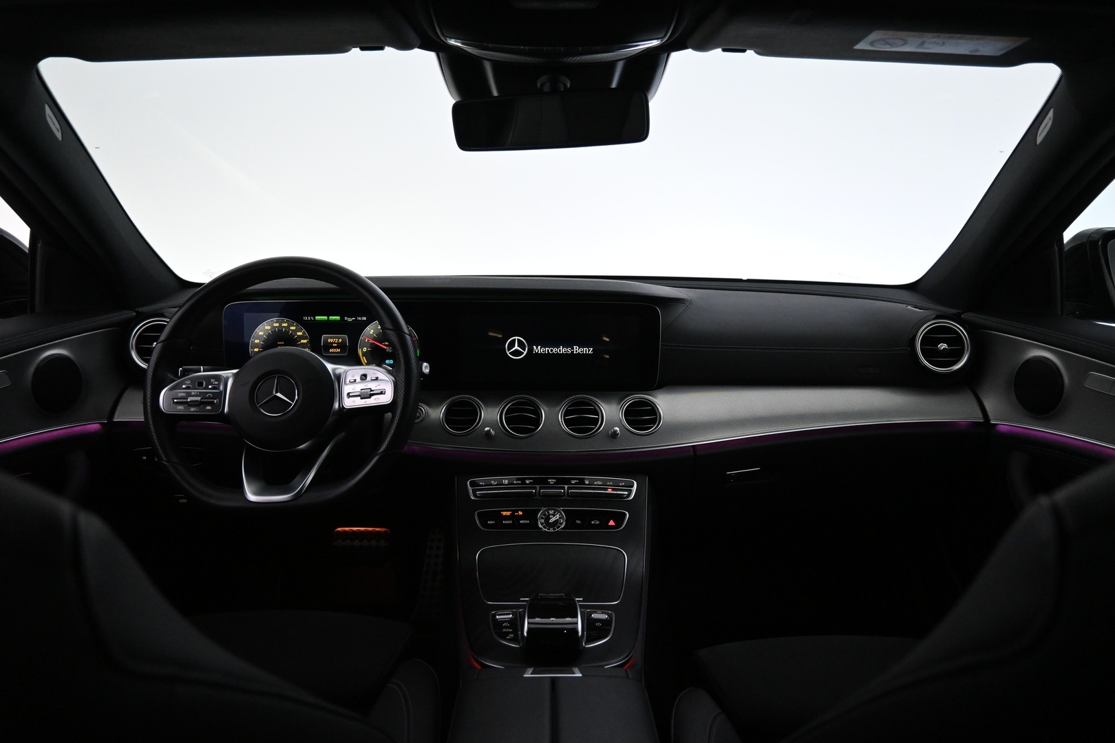 MERCEDES-BENZ E 2019