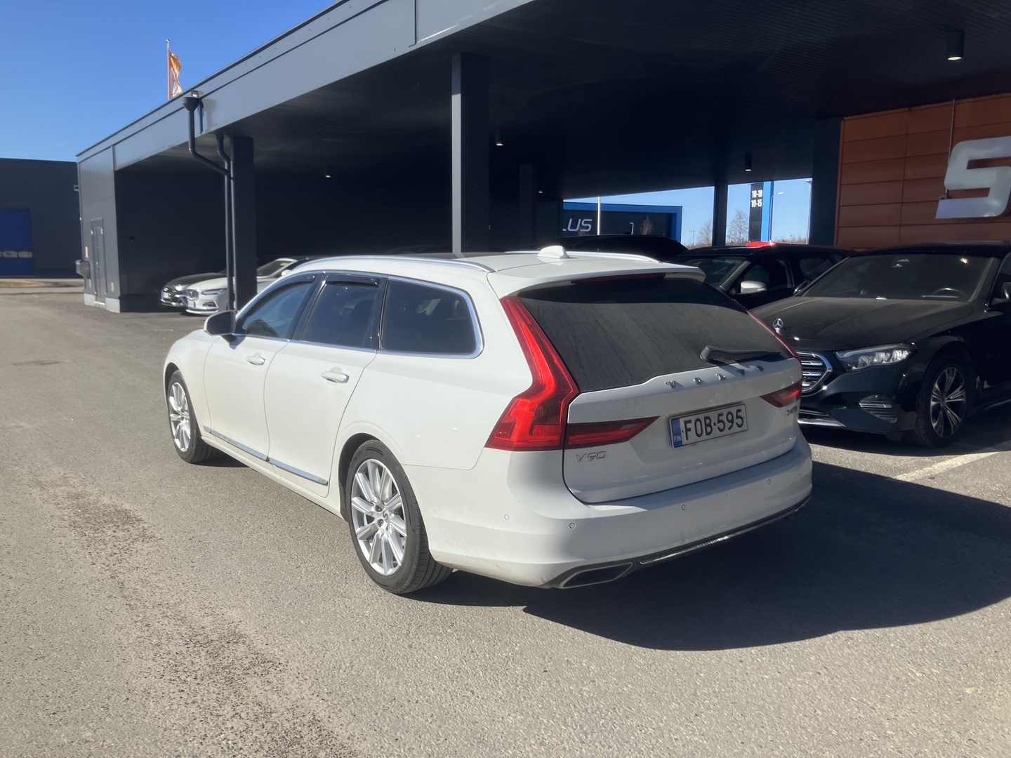 VOLVO V90 2017