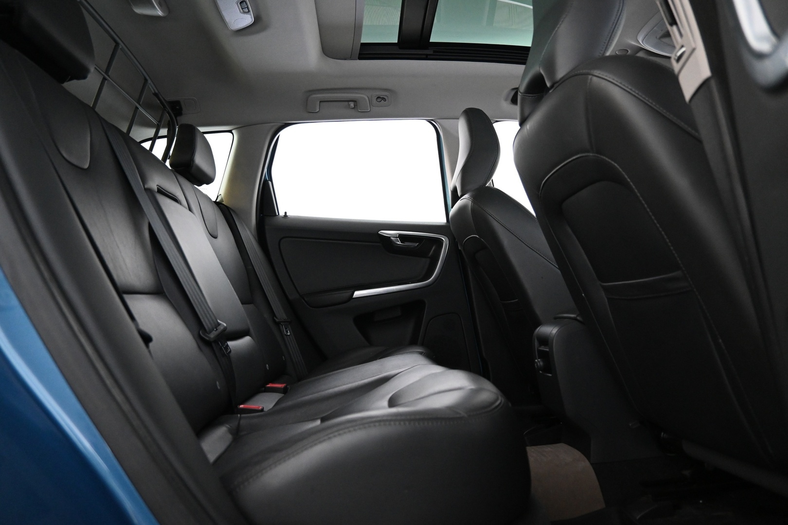 VOLVO XC60 2016