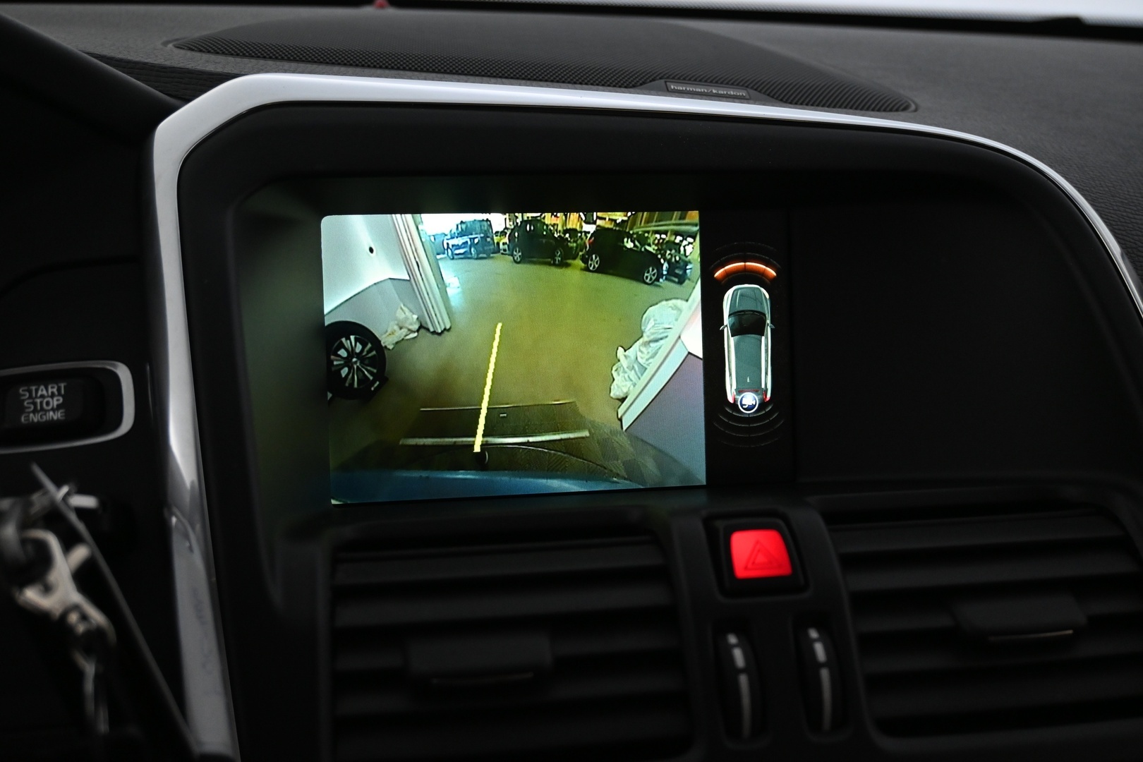 VOLVO XC60 2016