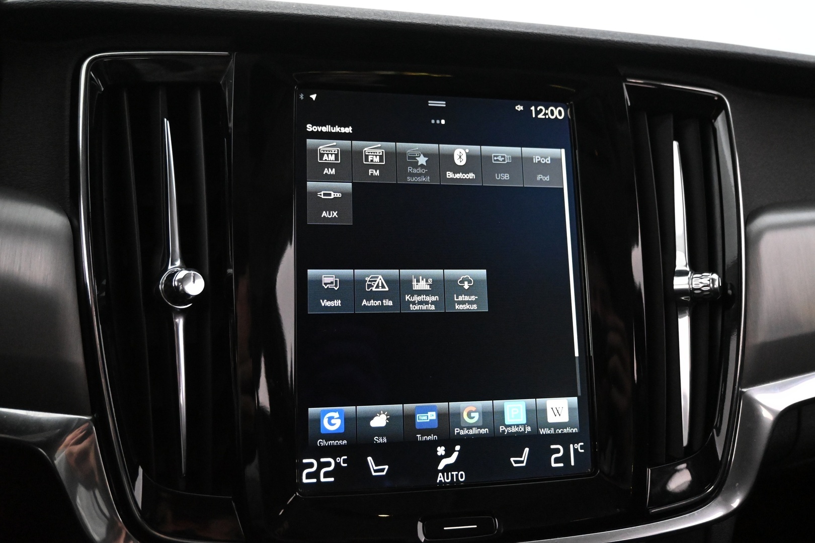 VOLVO V90 Cross Country 2017