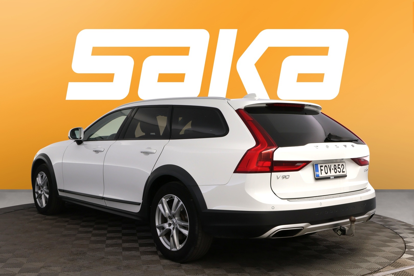 VOLVO V90 Cross Country 2017