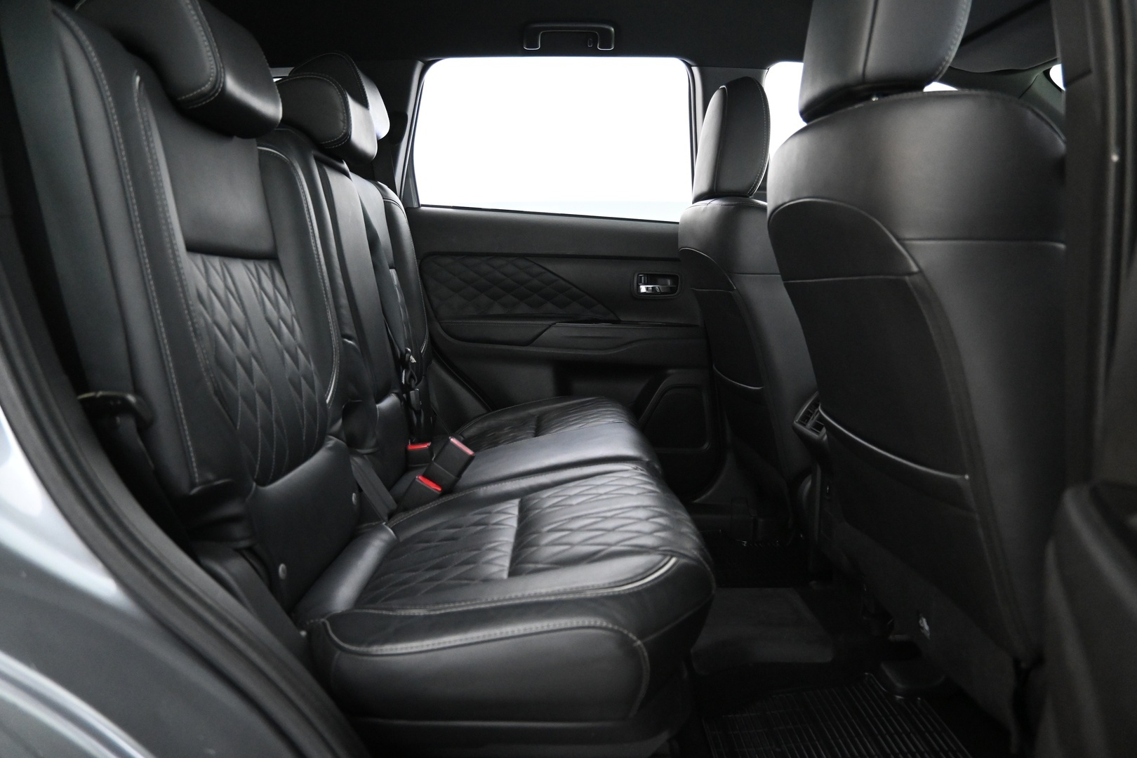 MITSUBISHI Outlander PHEV 2019