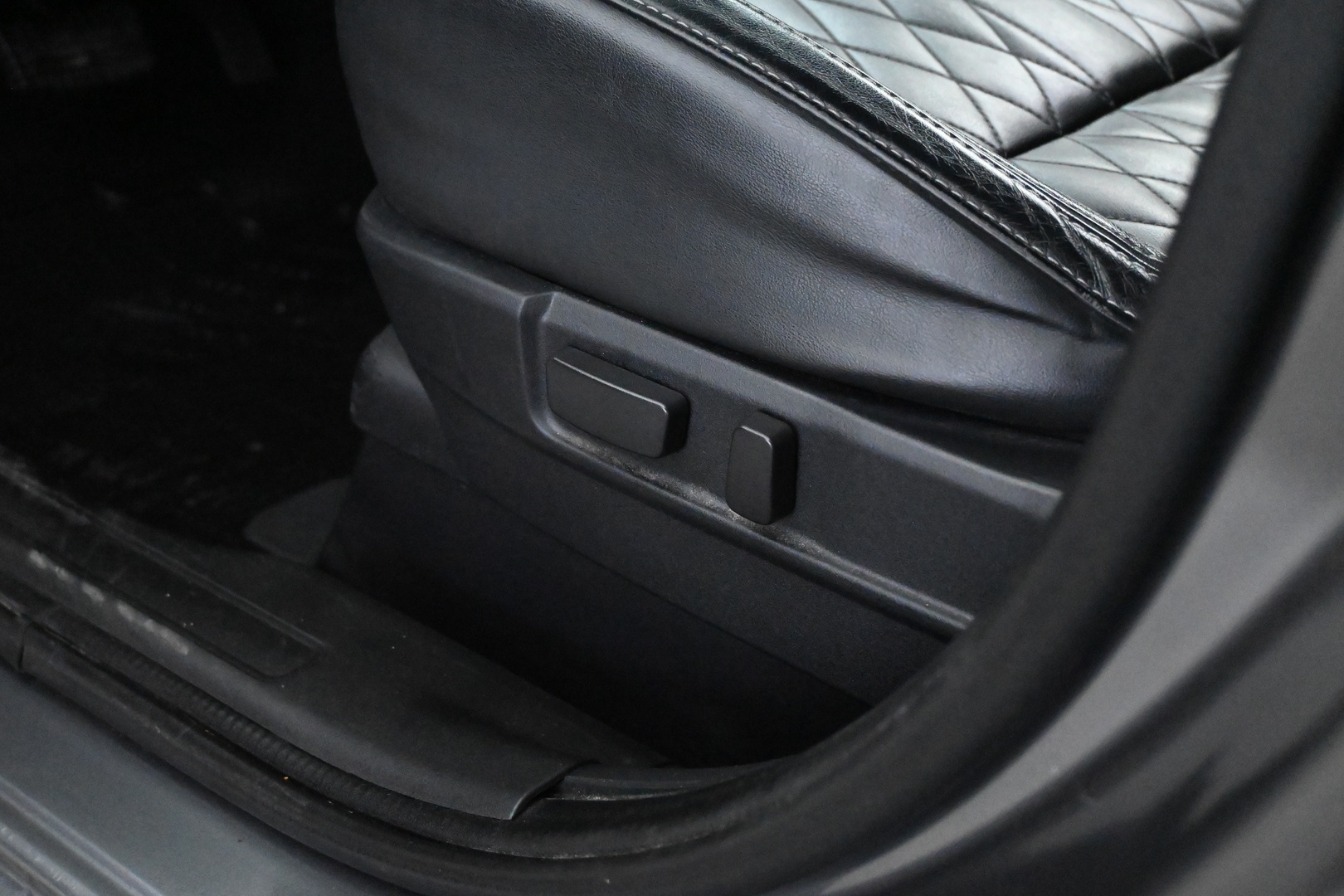 MITSUBISHI Outlander PHEV 2019