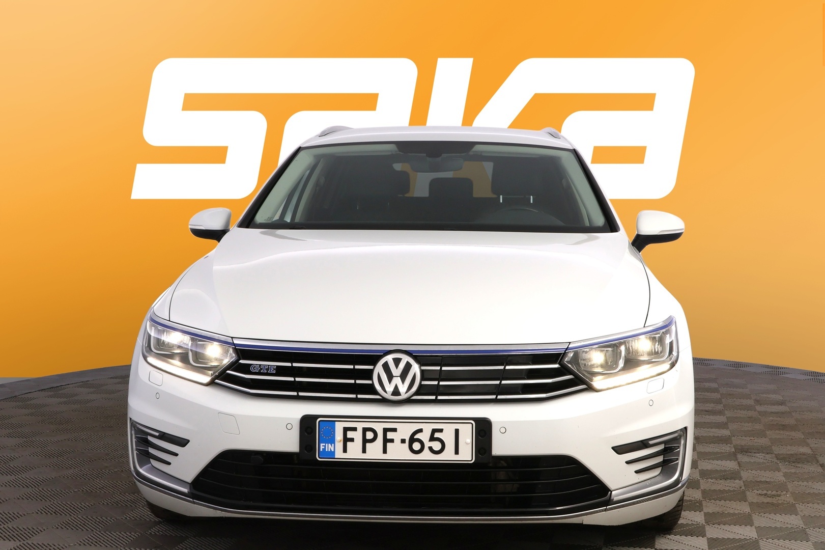 VOLKSWAGEN Passat 2018