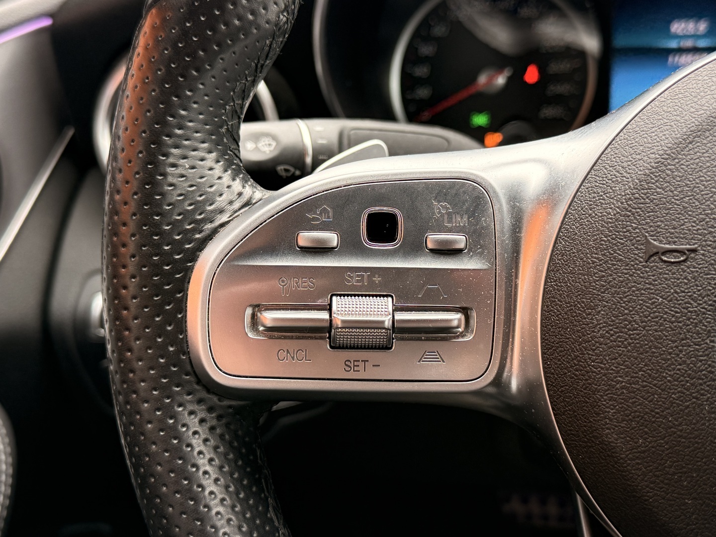 MERCEDES-BENZ C 2020