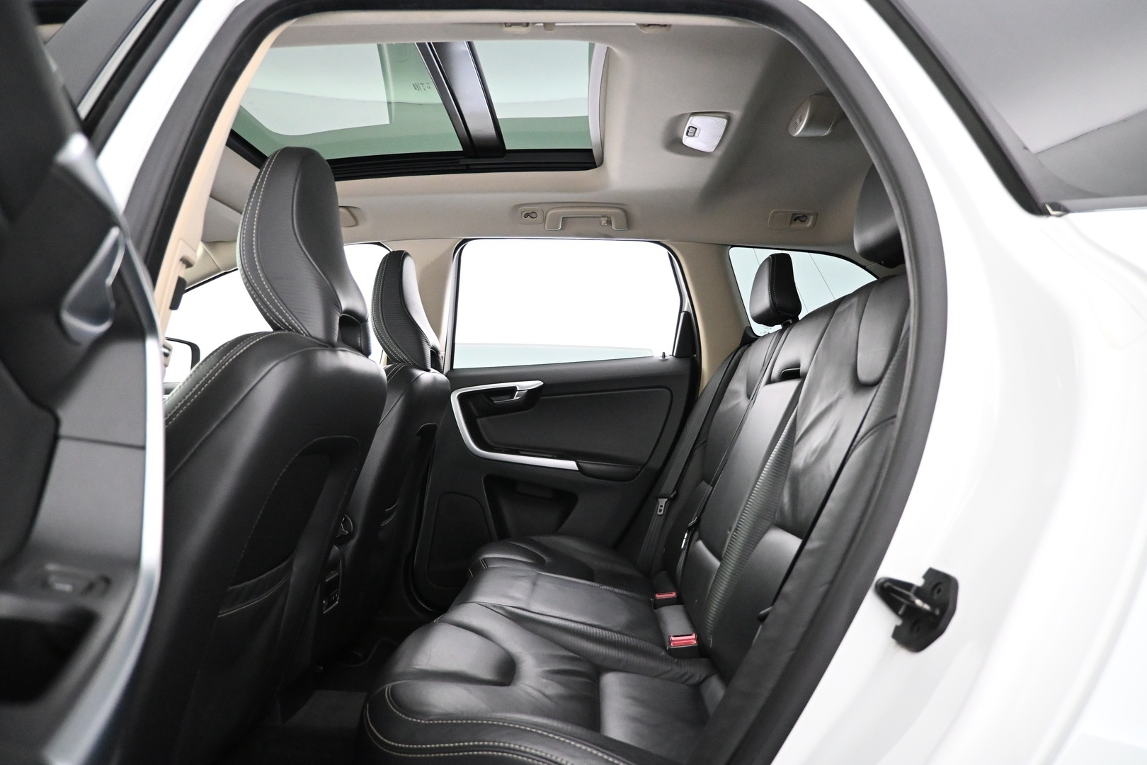 VOLVO XC60 2011