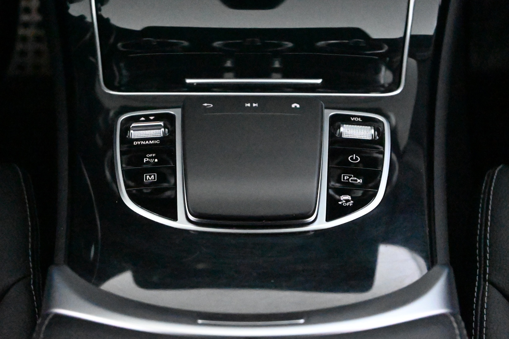 MERCEDES-BENZ GLC 2021
