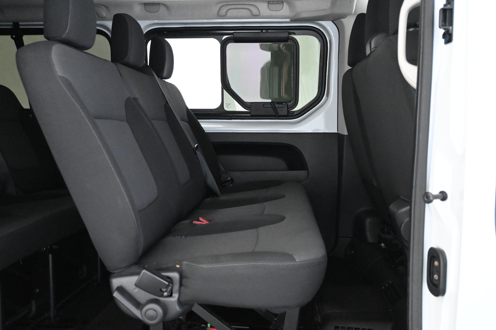 RENAULT Trafic Combi 2024