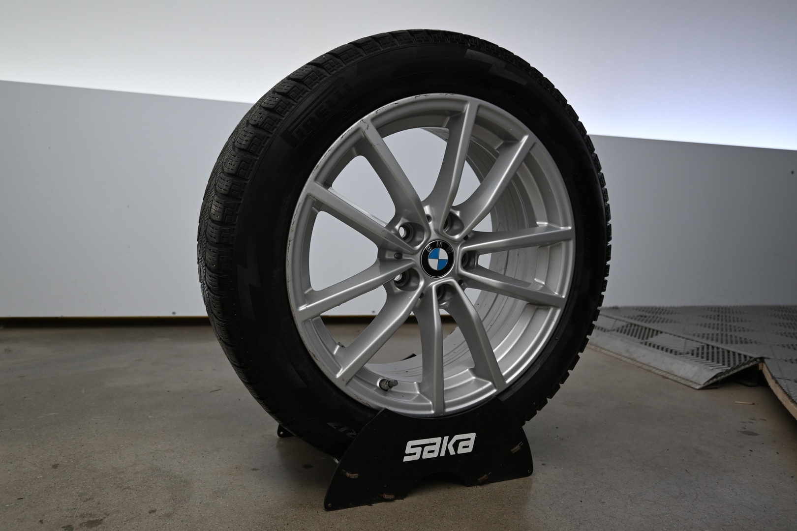 BMW 330 2020