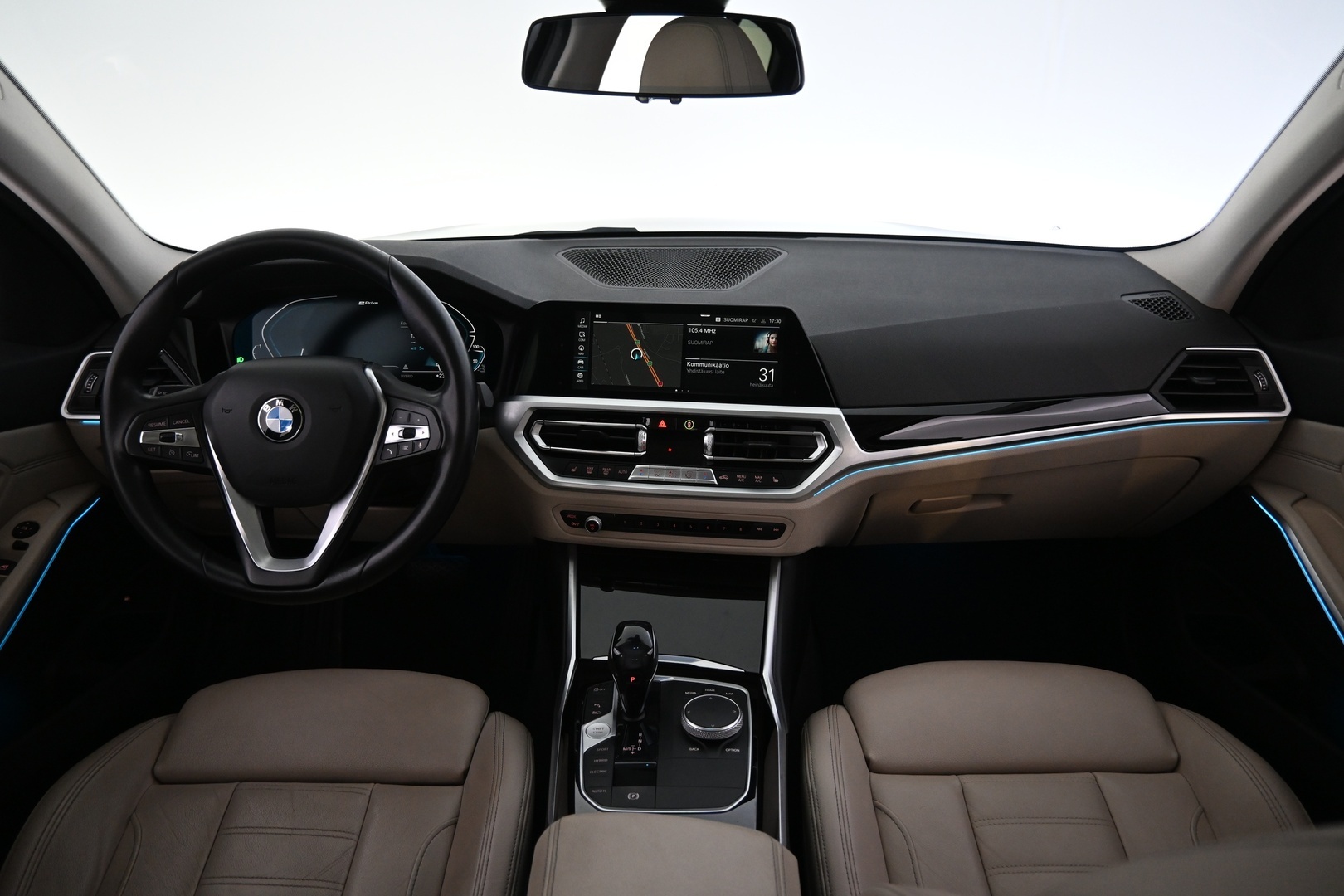 BMW 330 2020