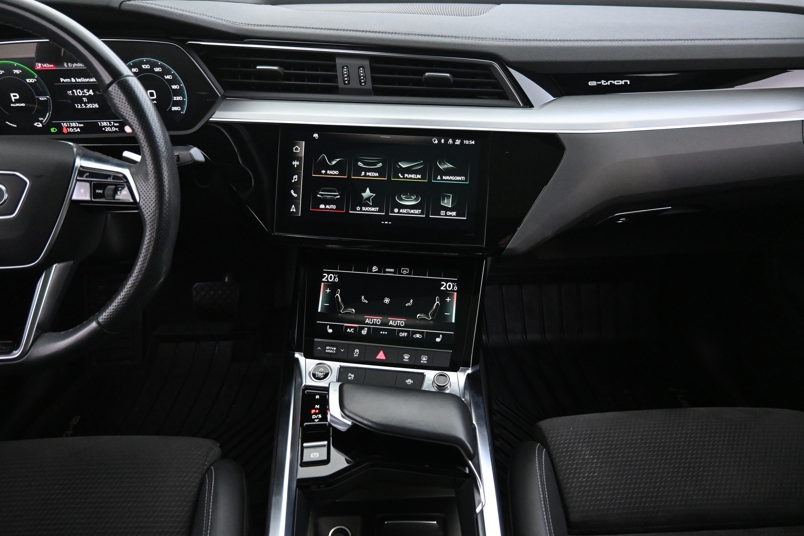 AUDI e-tron 2021