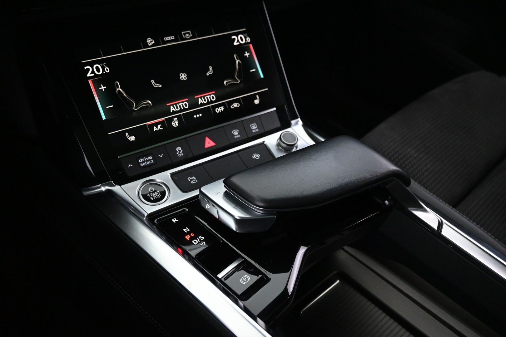 AUDI e-tron 2021