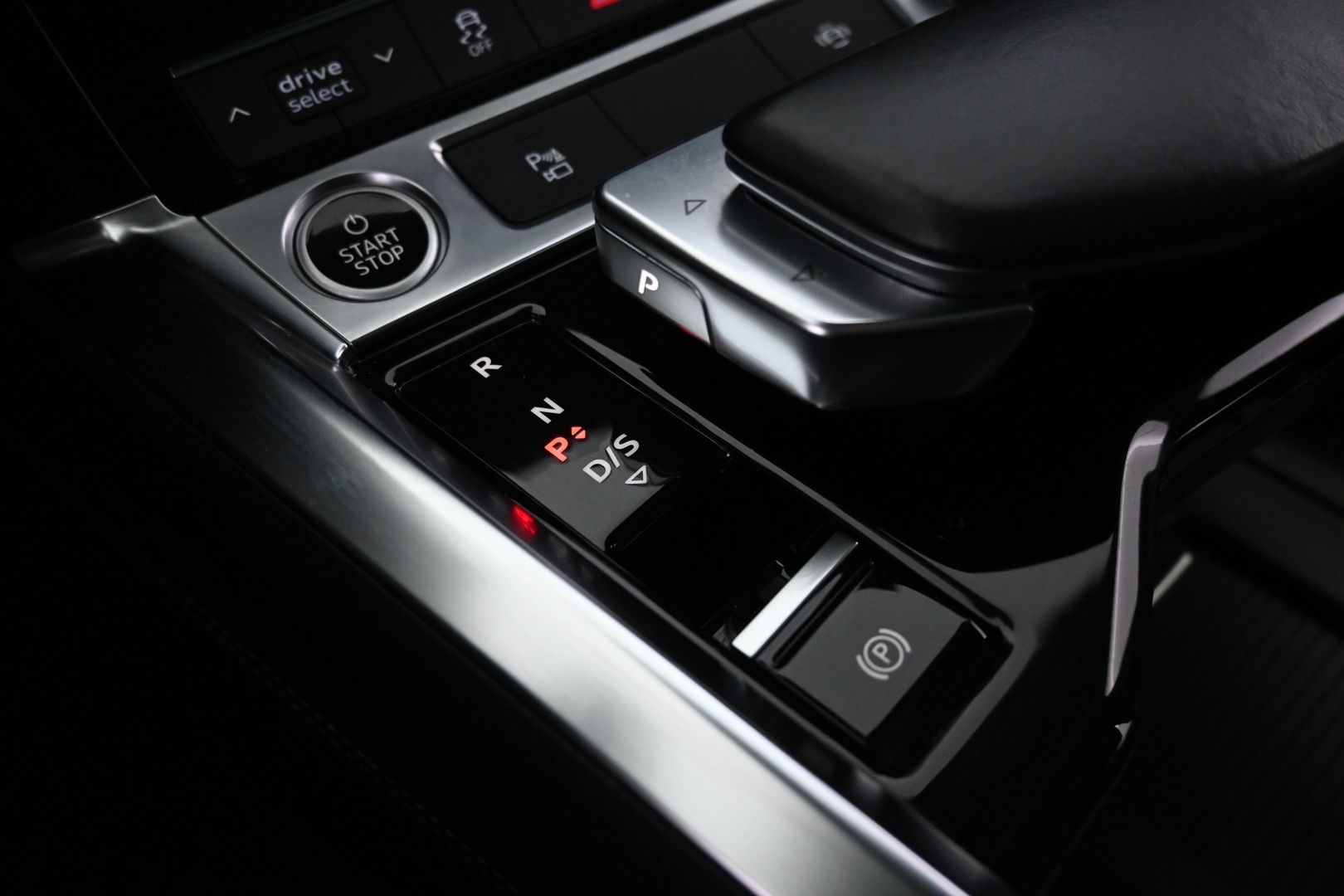 AUDI e-tron 2021