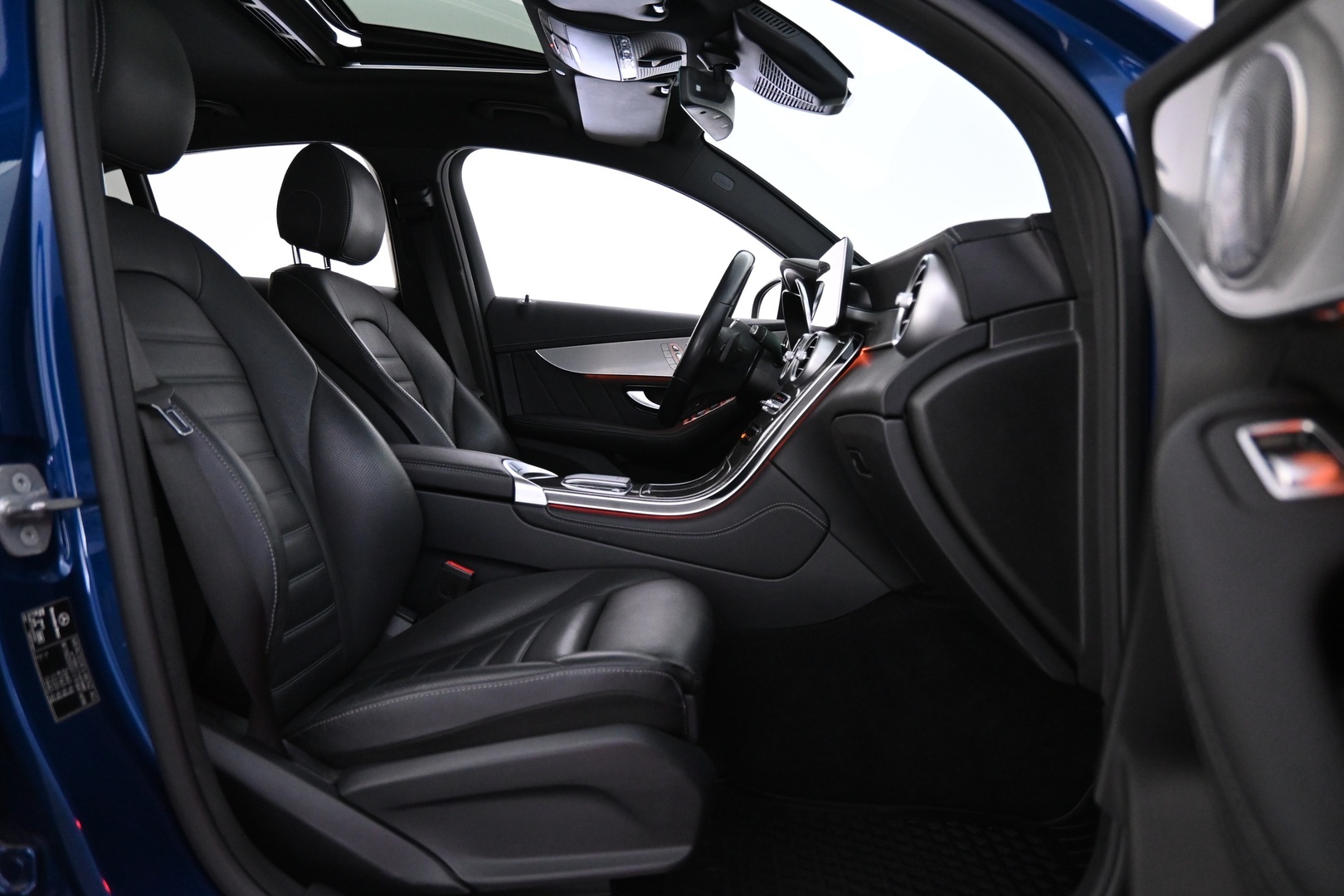 MERCEDES-BENZ GLC 2021