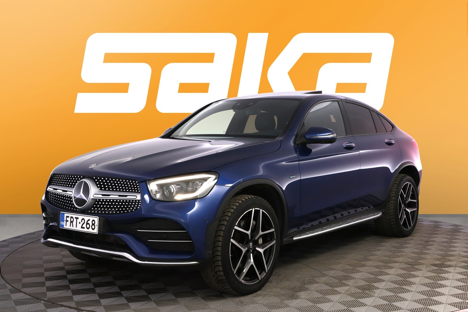 MERCEDES-BENZ GLC 2021