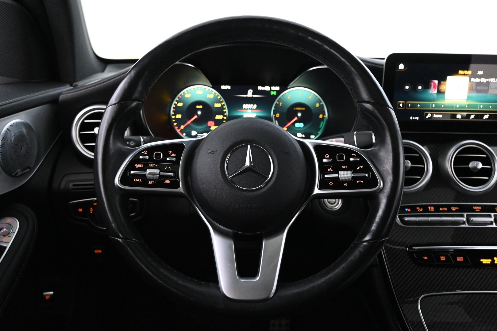 MERCEDES-BENZ GLC 2021