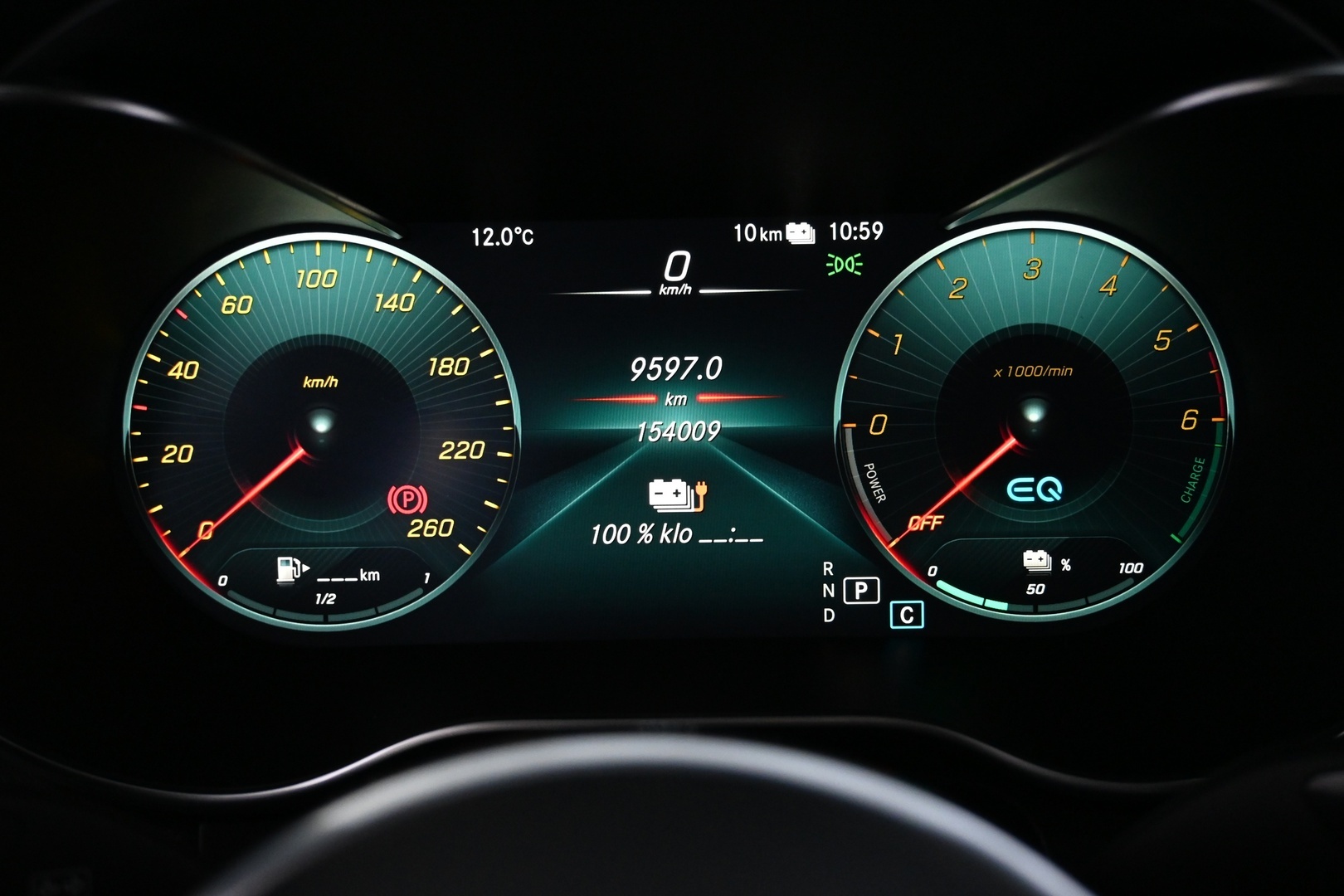 MERCEDES-BENZ GLC 2021