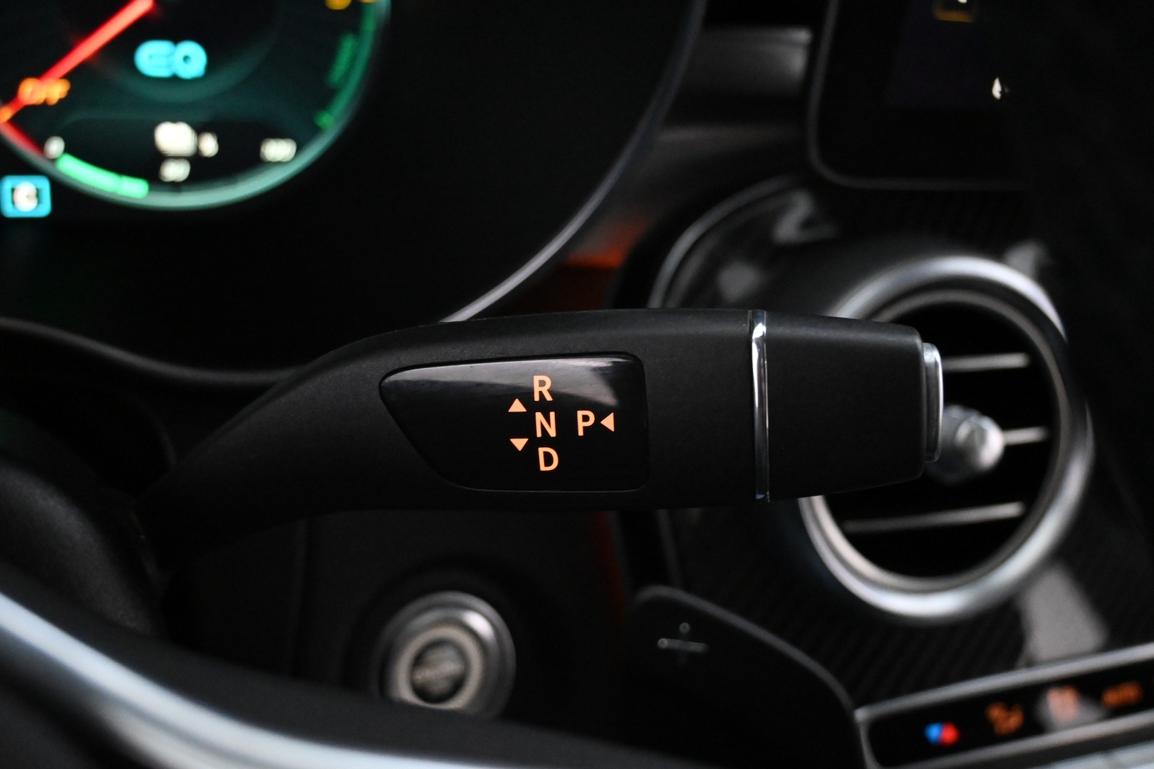 MERCEDES-BENZ GLC 2021