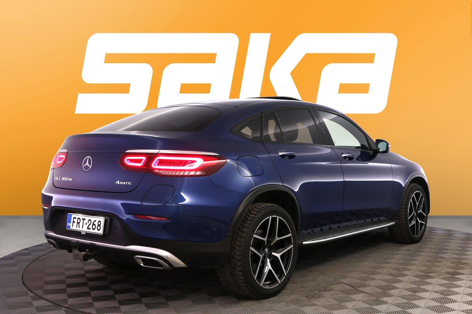 MERCEDES-BENZ GLC 2021