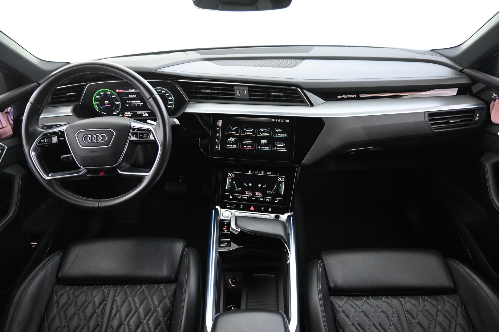 AUDI e-tron 2020