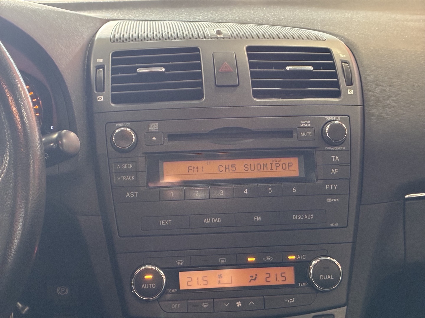 TOYOTA Avensis 2009