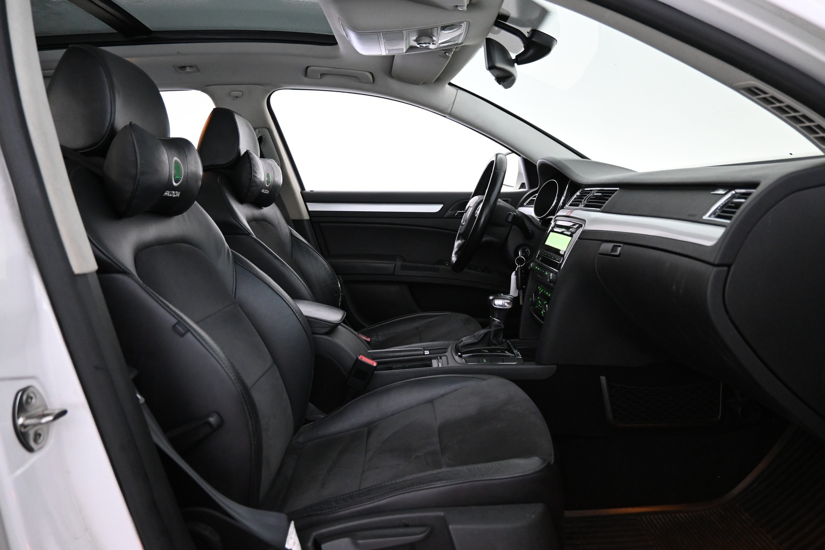 SKODA Superb 2010