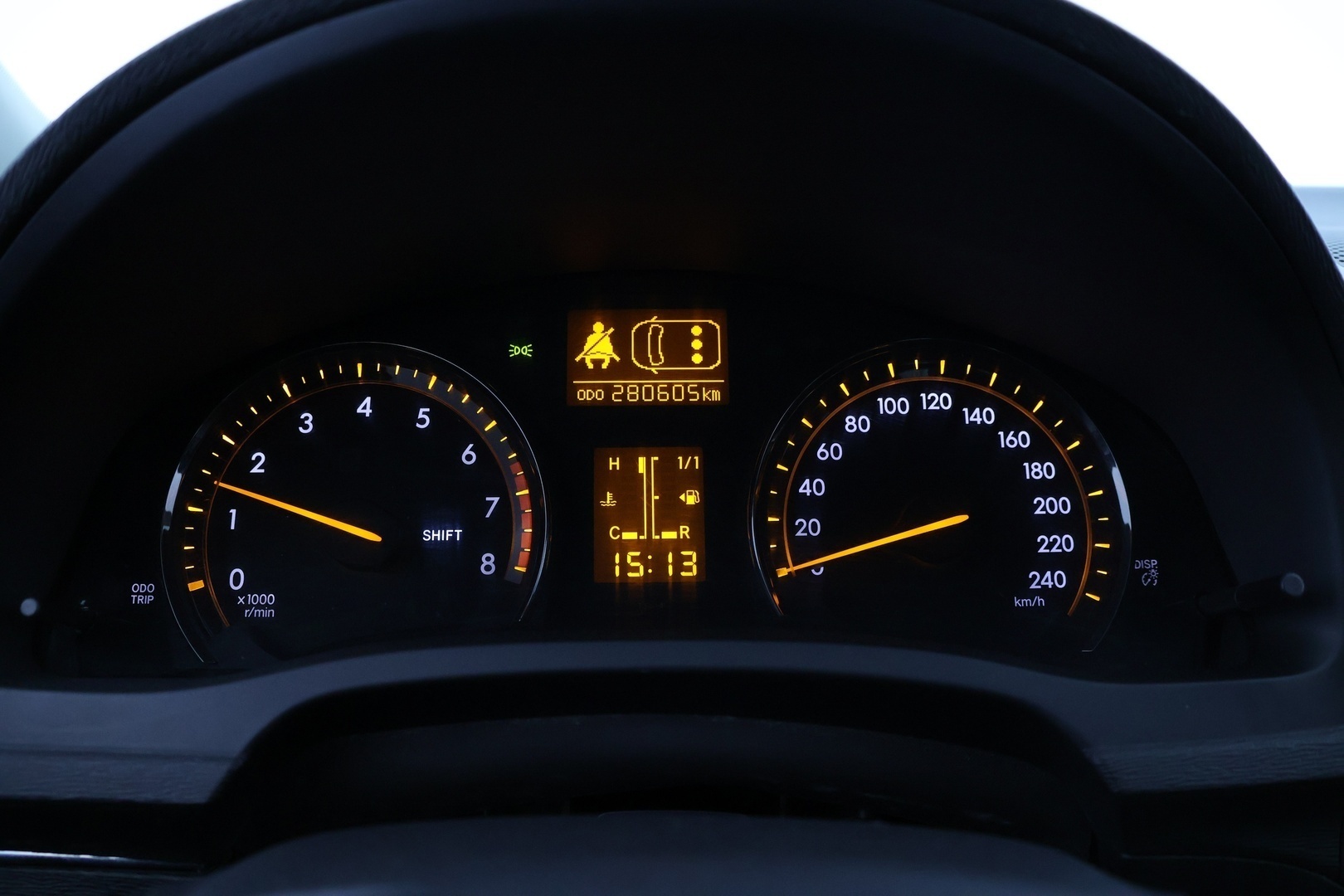 TOYOTA Avensis 2011