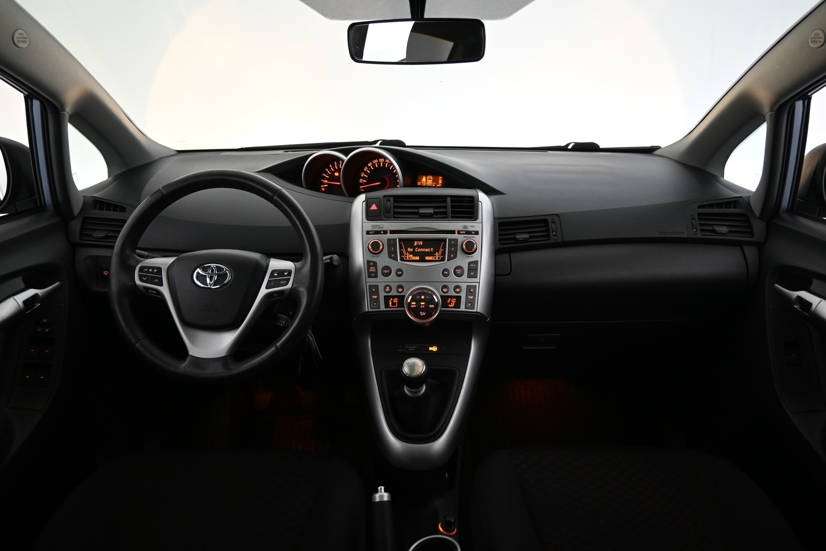TOYOTA Verso 2011