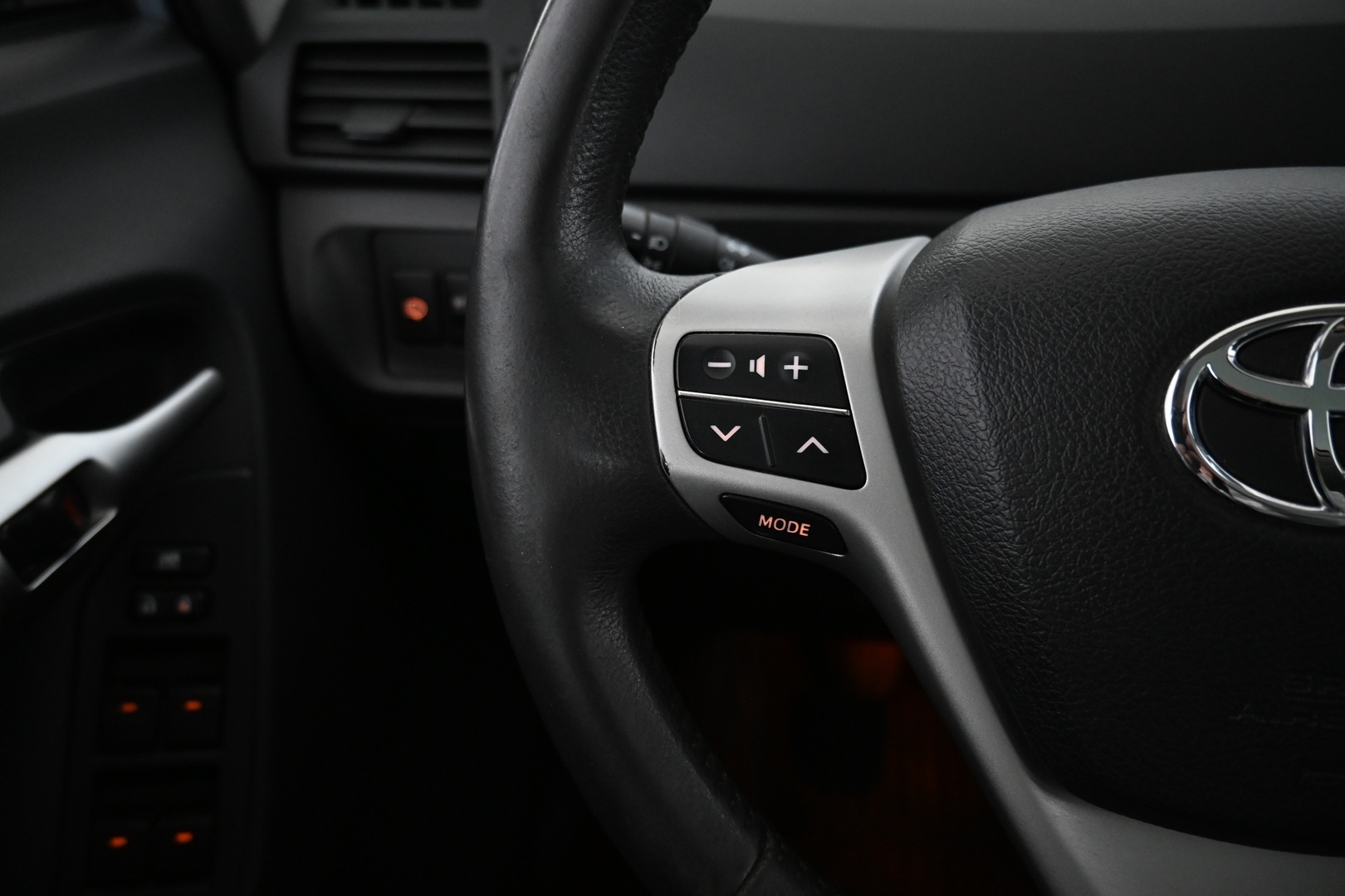 TOYOTA Verso 2011