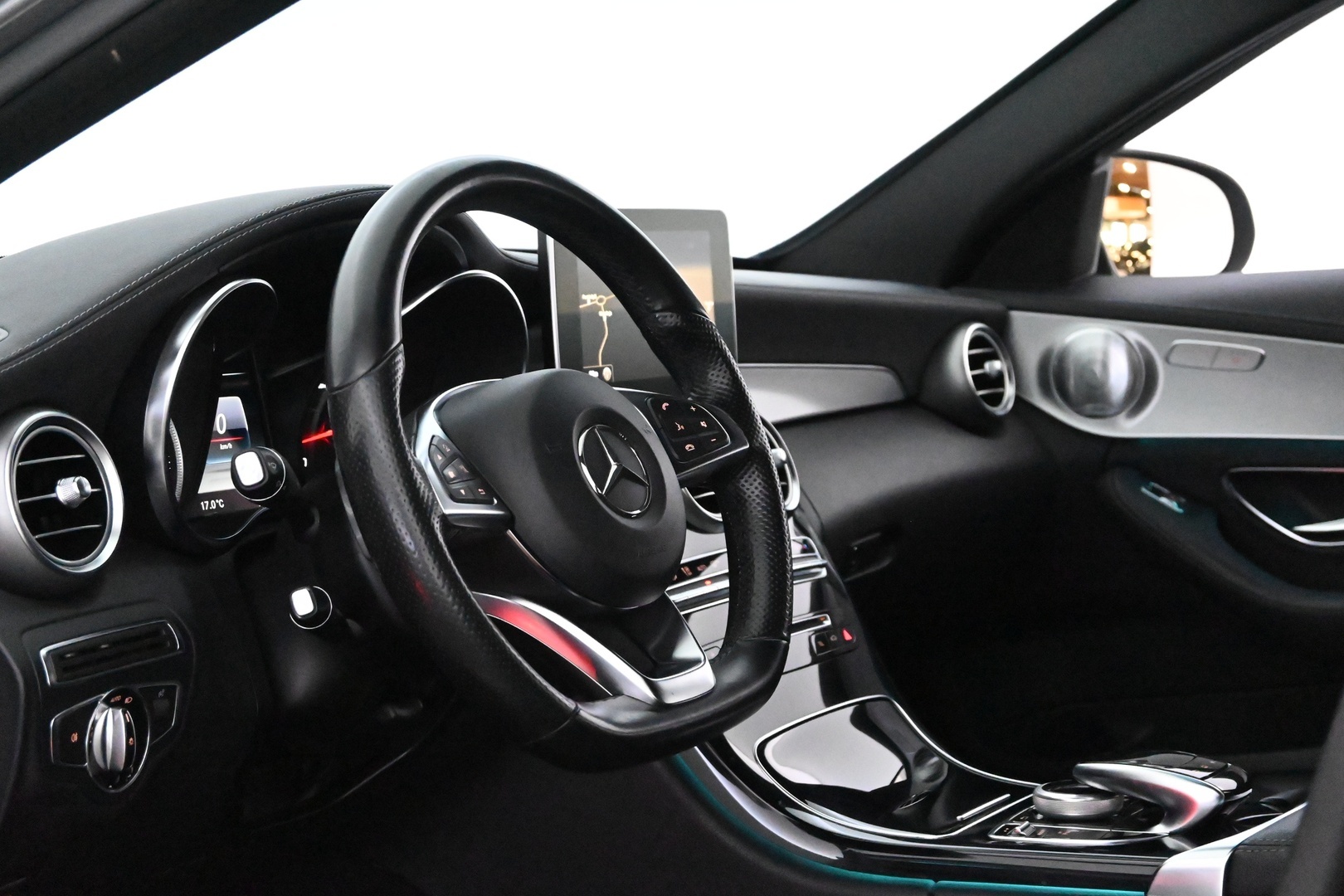 MERCEDES-BENZ C 2015