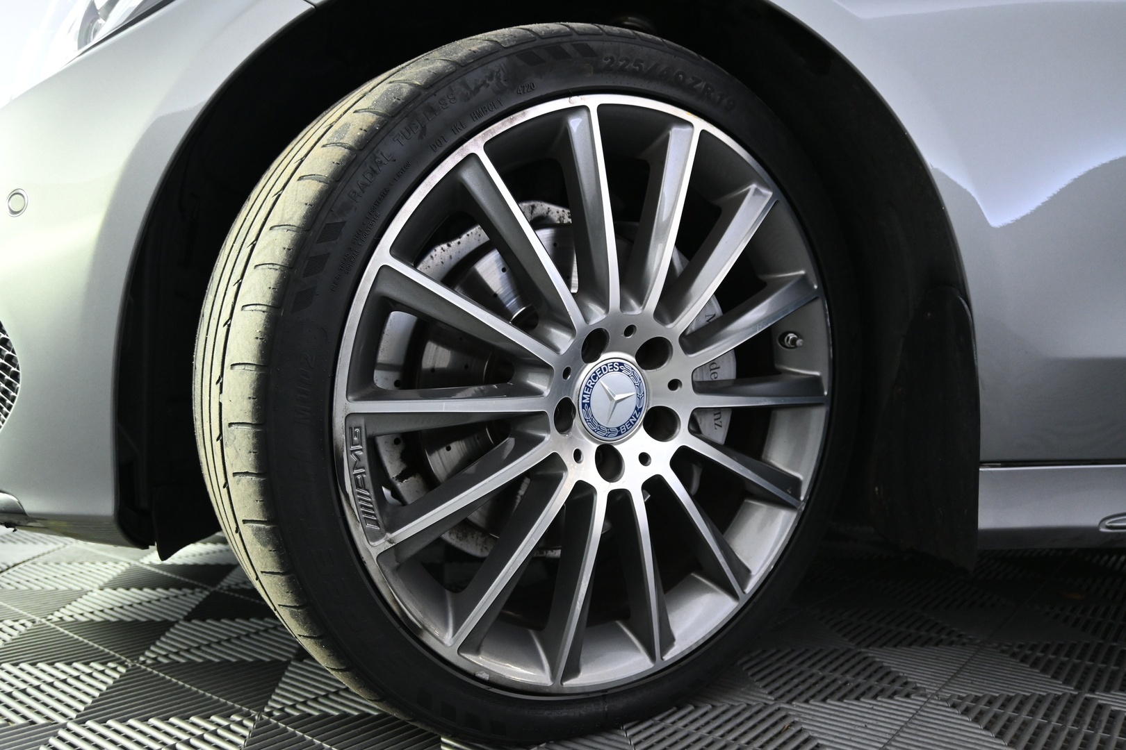 MERCEDES-BENZ C 2015