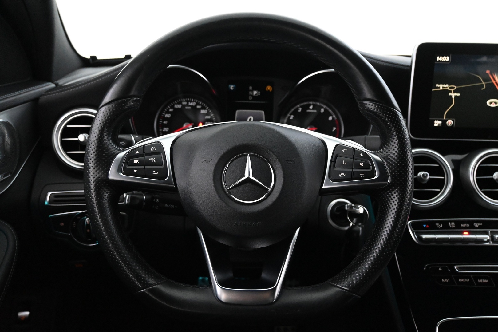 MERCEDES-BENZ C 2015