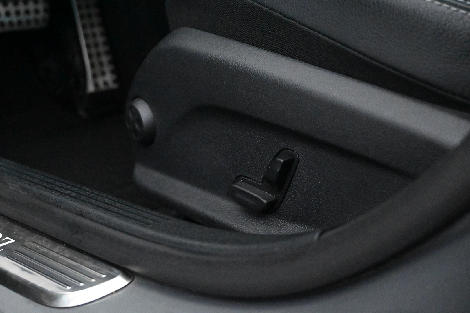 MERCEDES-BENZ C 2015