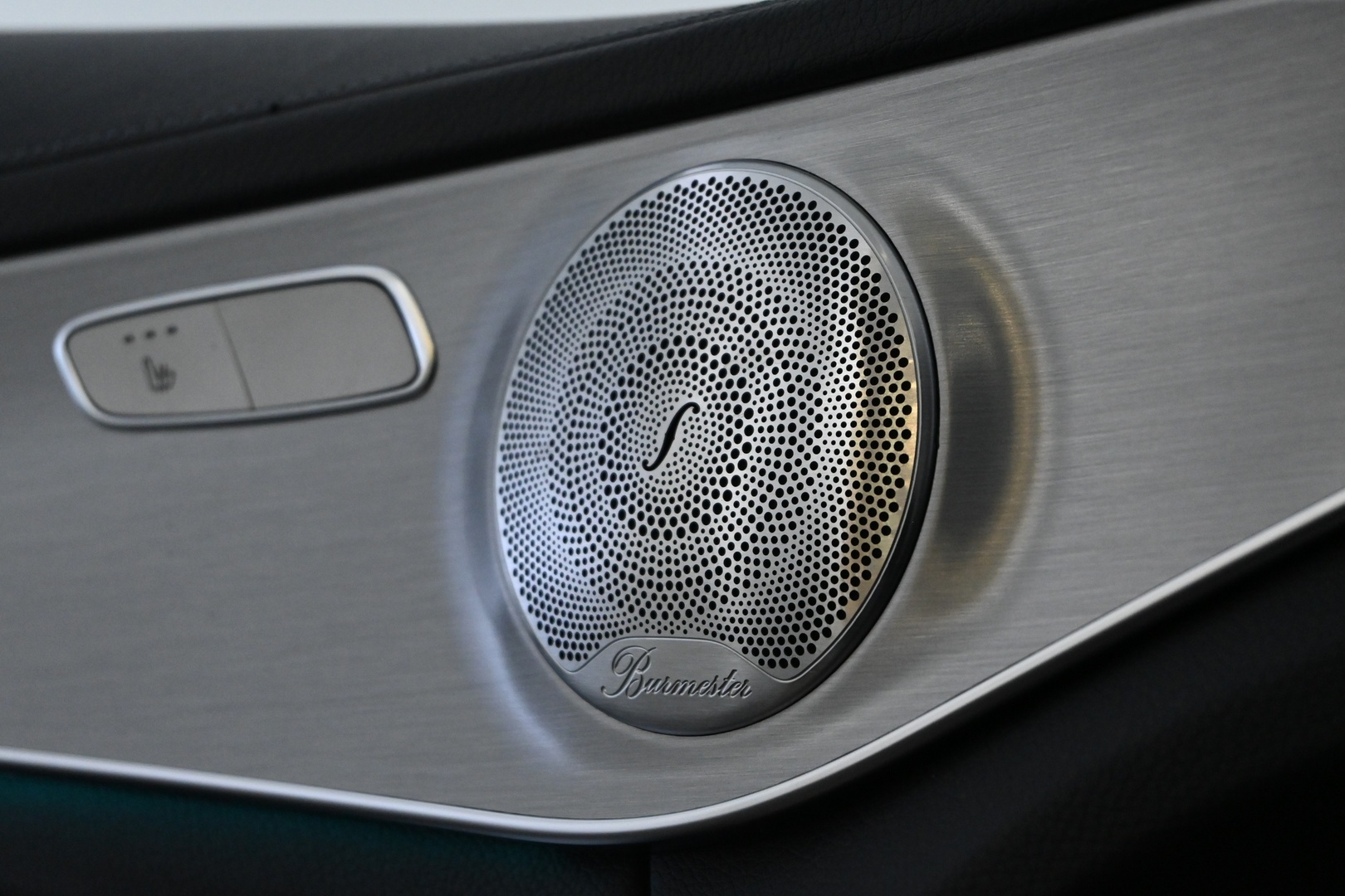 MERCEDES-BENZ C 2015