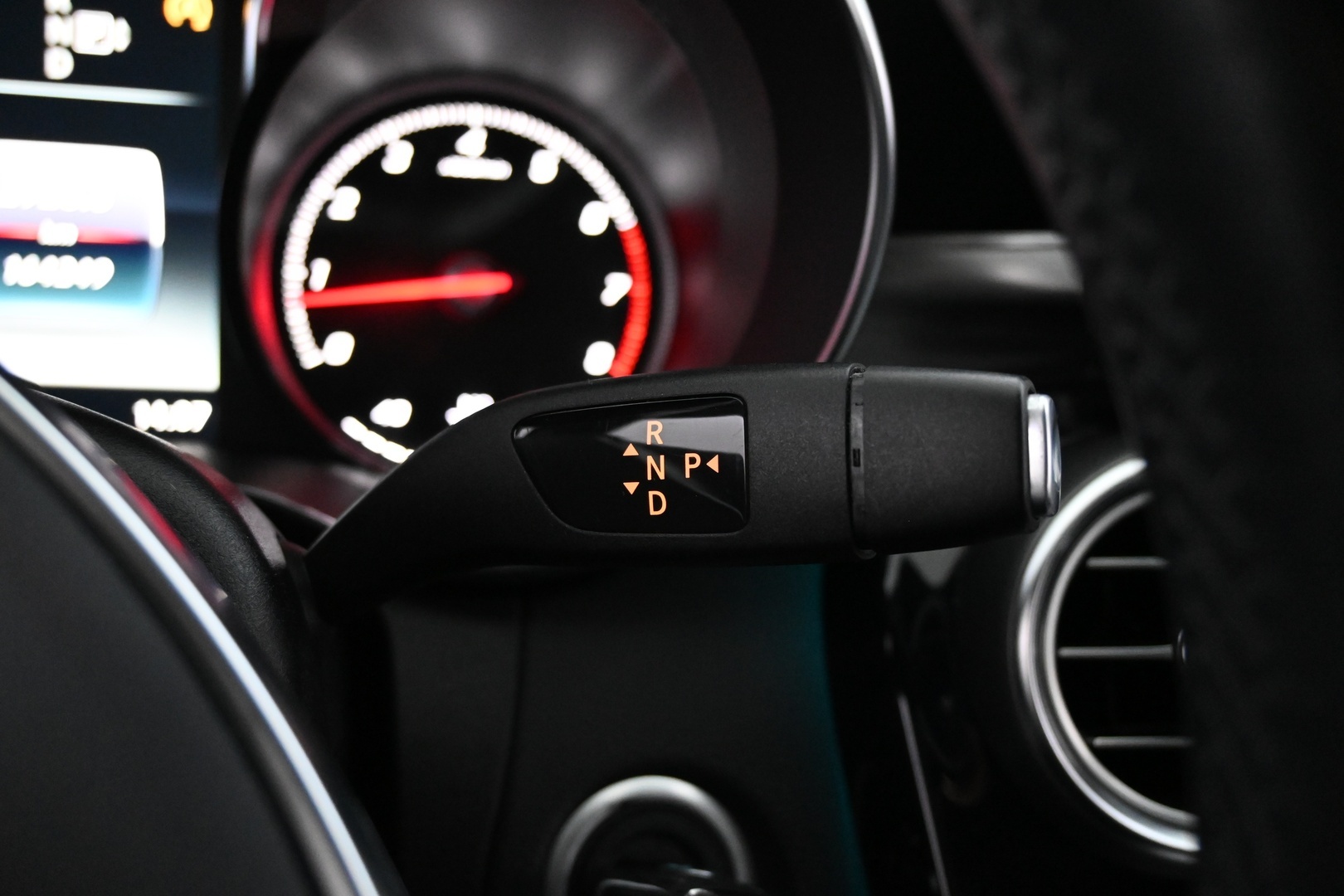 MERCEDES-BENZ C 2015