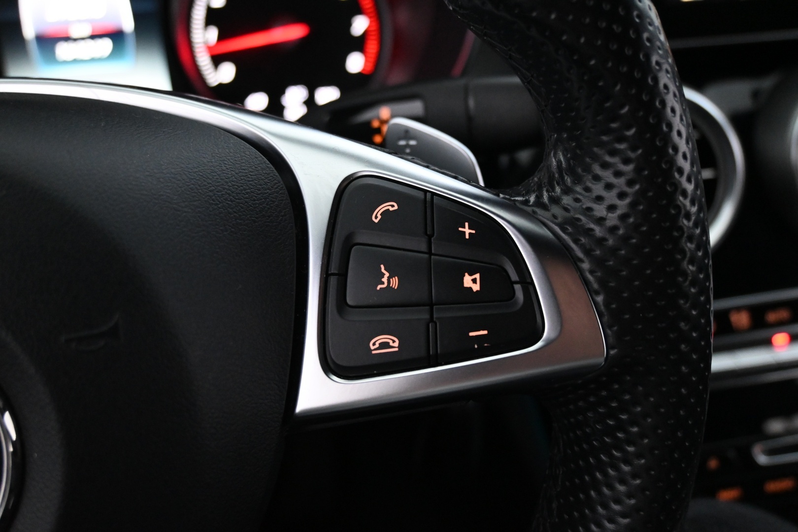 MERCEDES-BENZ C 2015