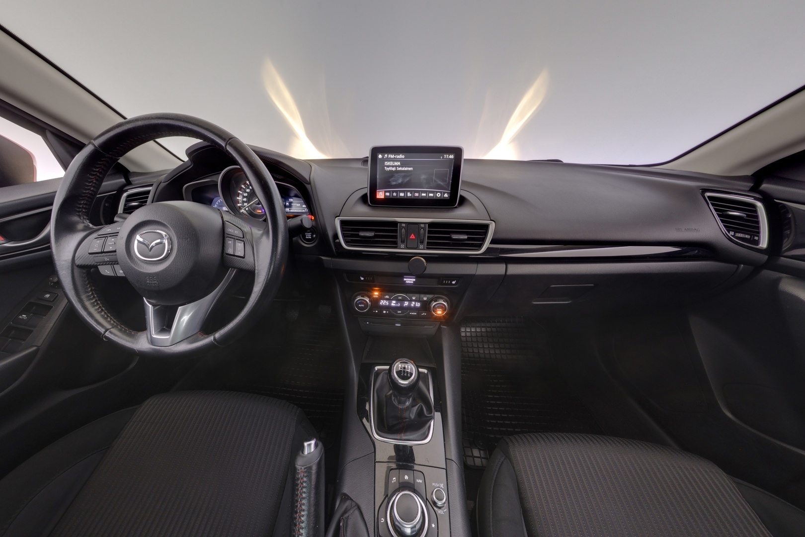 MAZDA 3 2014