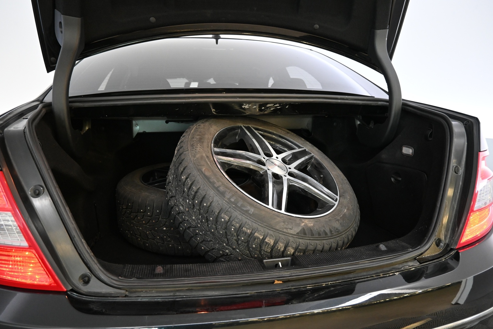 MERCEDES-BENZ C 2008
