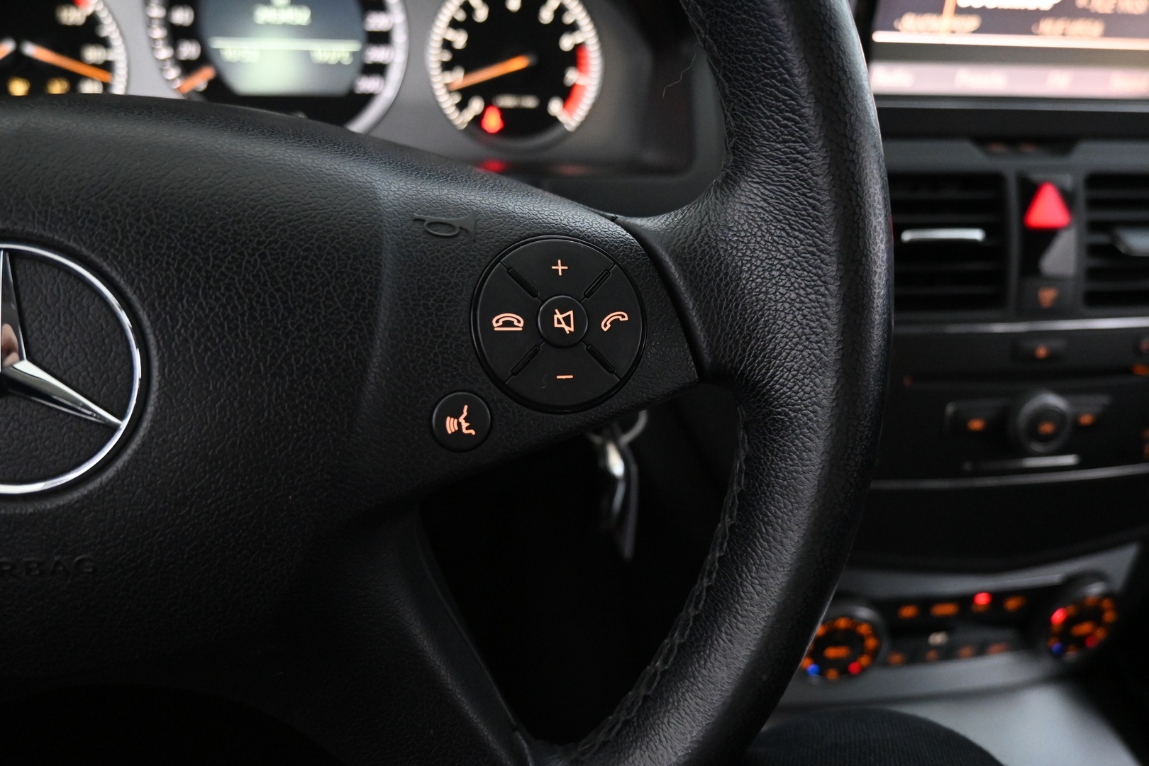 MERCEDES-BENZ C 2008