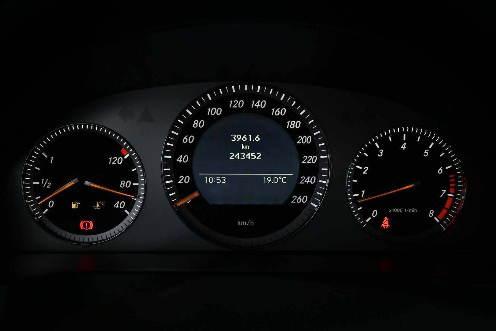 MERCEDES-BENZ C 2008