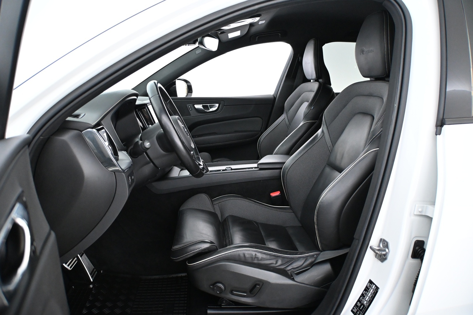 VOLVO XC60 2020