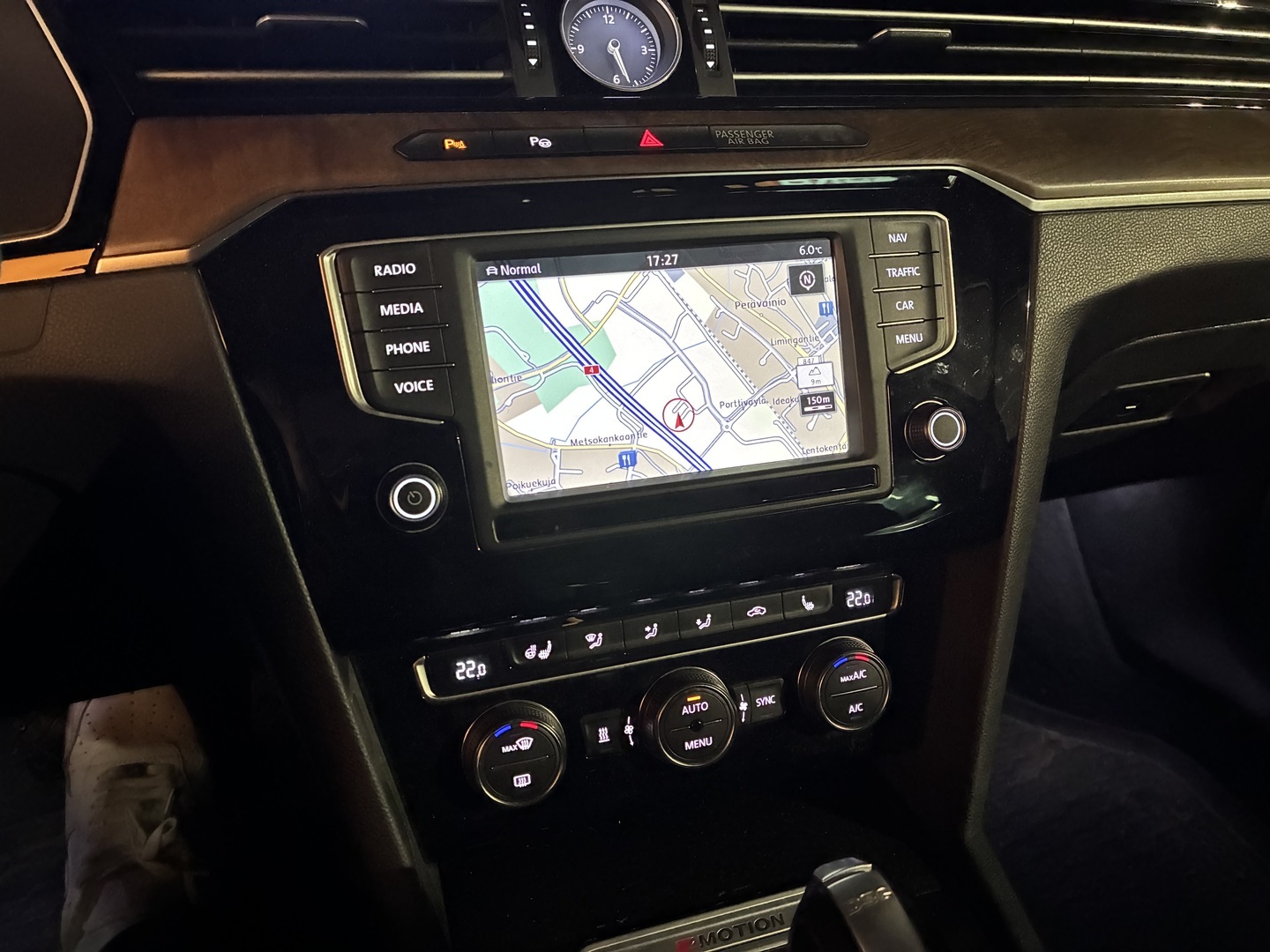 VOLKSWAGEN Passat 2016