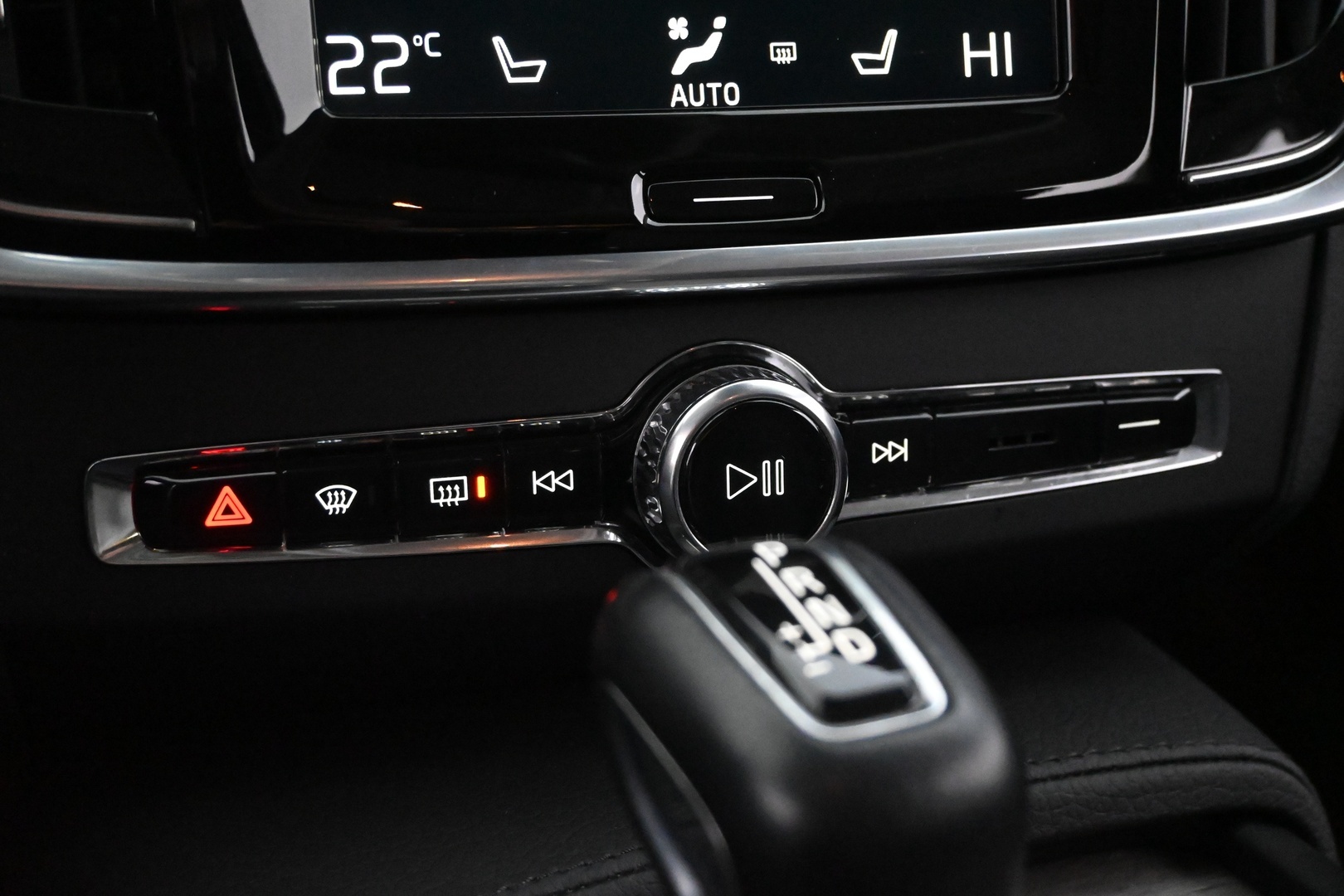 VOLVO V90 2021